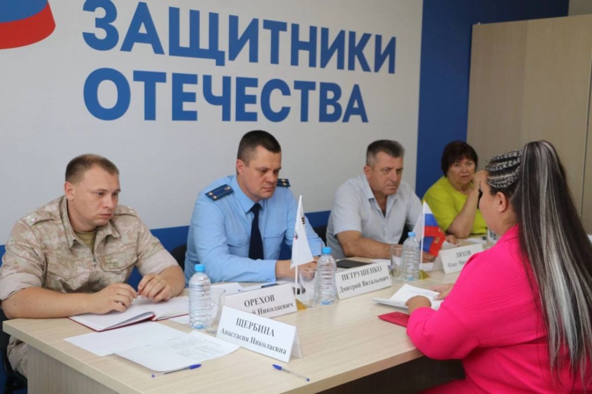 Прокуратурой Тбилисского района проведен личный прием граждан, в том числе членов семей военнослужащих