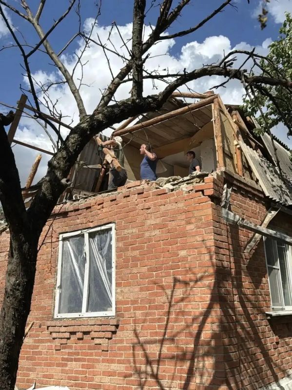 В Краснодаре продолжают устранять последствия ночного налёта беспилотников