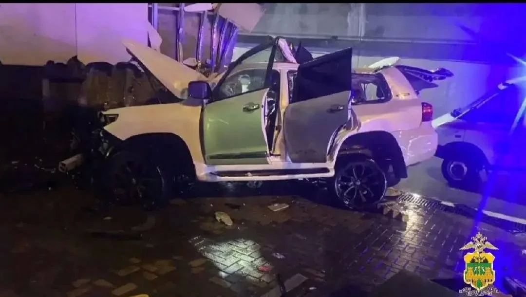 В Сочи после ДТП с пятью погибшими завели уголовное дело