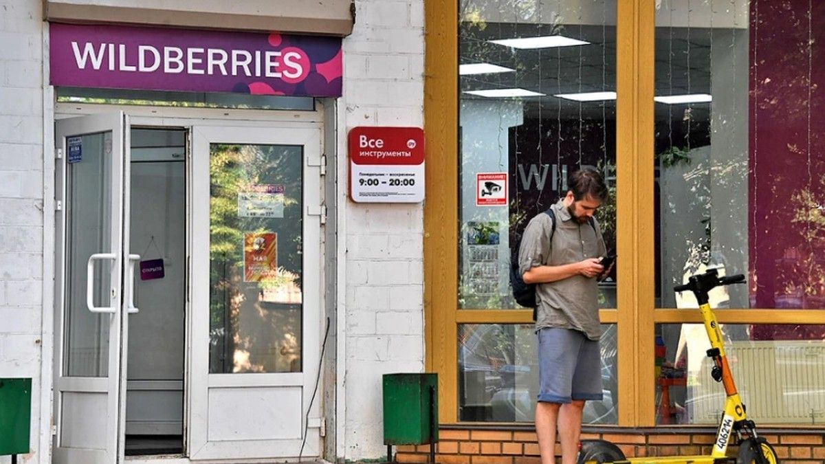РВБ: в Сарапуле эвакуированы сортировочный центр и логистический комплекс WВ