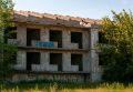 Двоих детей обстреляли у заброшенного здания