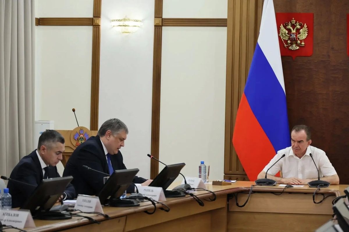 Вениамин Кондратьев: Необходимо продолжать убирать административные барьеры при работе с инвесторами