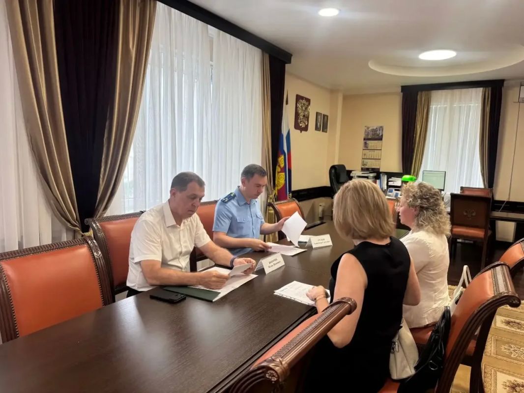 Руководством прокуратуры края проведен личный прием хозяйствующих субъектов
