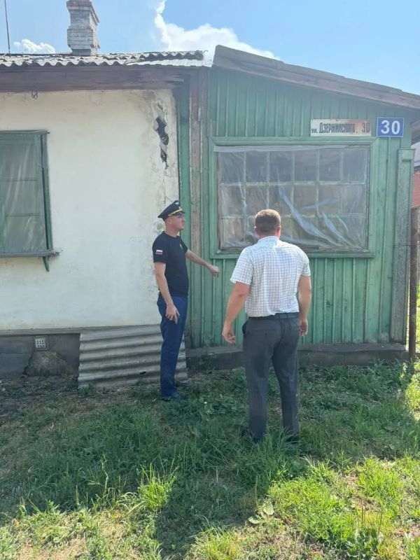 Руководством прокуратуры Северского района проведено обследование аварийных домов на территории района