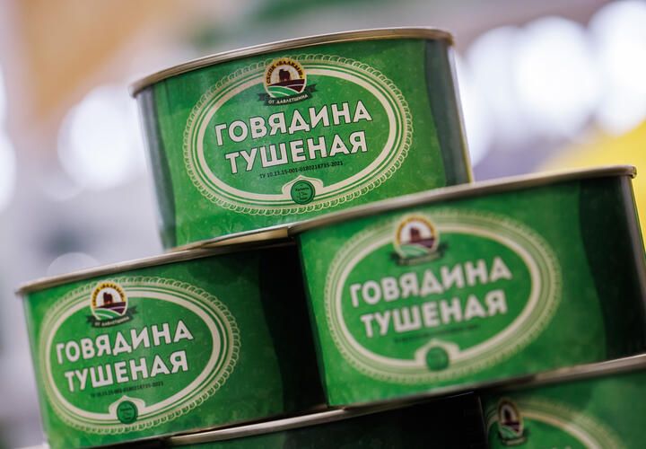 Бизнесмен отправлял на СВО плохую тушенку, а потом сбежал