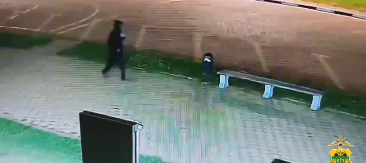 В Ейске подросток сжёг три иномарки