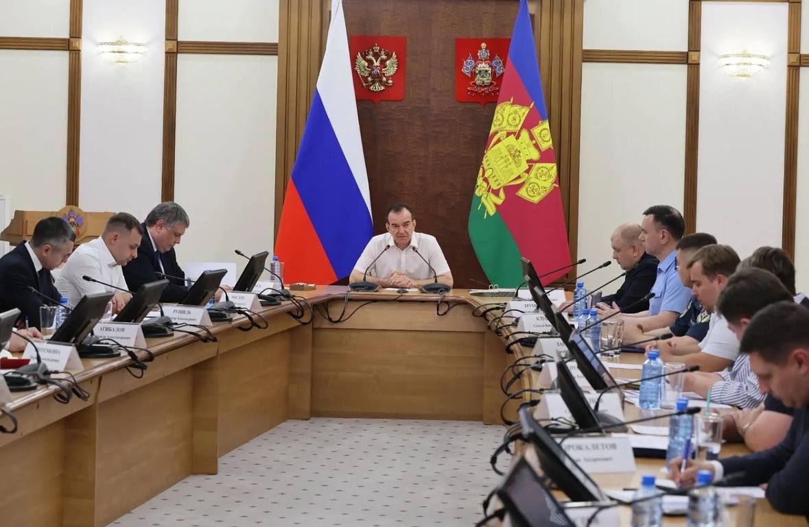 Вениамин Кондратьев поручил восстановить поврежденные при атаке БПЛА образовательные учреждения в Новороссийске к началу нового учебного года