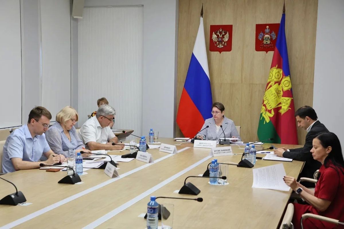 С замглавами по соцвопросам обсудили работу медпунктов в образовательных организациях региона