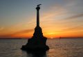 В Севастополе беспилотник, начинённый взрывчаткой, выбросило на пляж к ногам отдыхающих, территорию оцепили