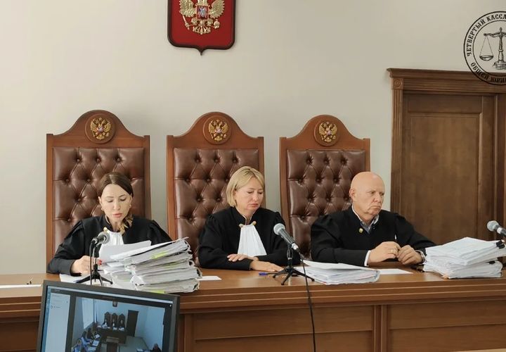 Летел на повороте 108 км в час и убил человека: вину водителя хотели оспорить, но не вышло. Это не первое ДТП сына экс-полицейского, закончившееся трагедией