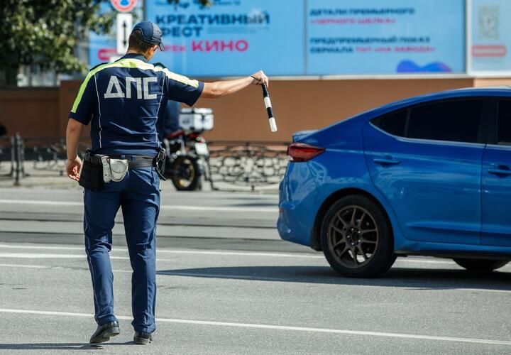 Смертельное ДТП: в Адыгее водитель грузовика сбил женщину