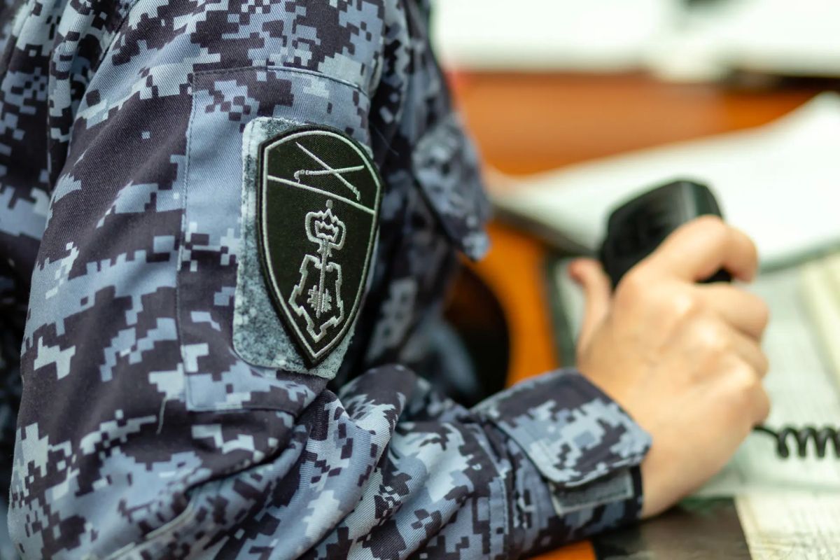 В Сочи росгвардейцы задержали мужчину по подозрению в хищении имущества из квартиры