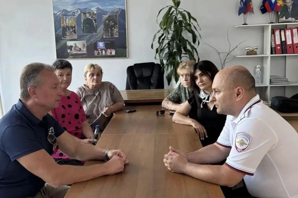 В Центральном районе Сочи прошла серия встреч в формате «четверок»