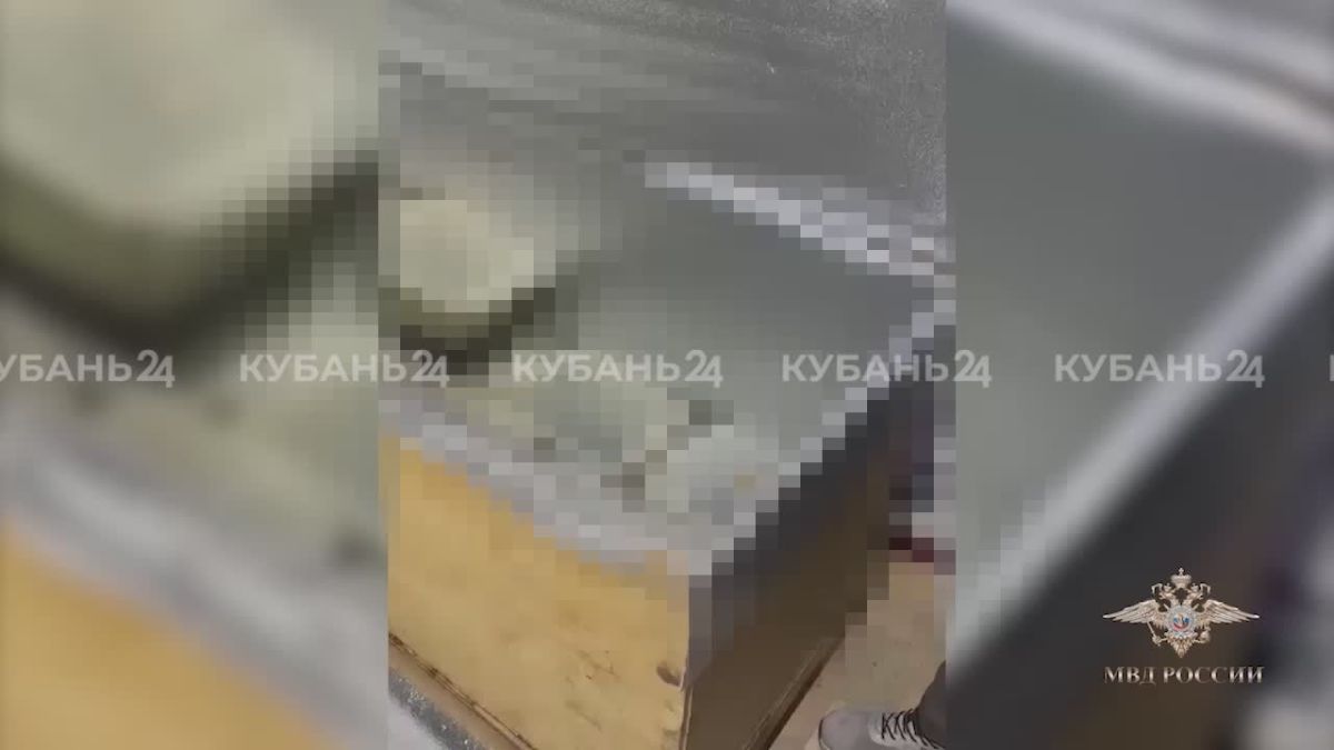 Подпольную нарколабораторию с 64 кг мефедрона нашли на Кубани