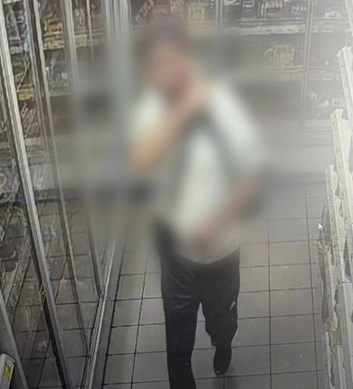 В Сочи мужчина украл из магазина 20 пачек масла.