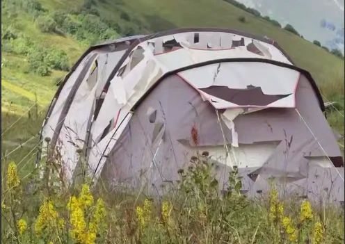 Медведь разодрал палатку туристов в горах Сочи