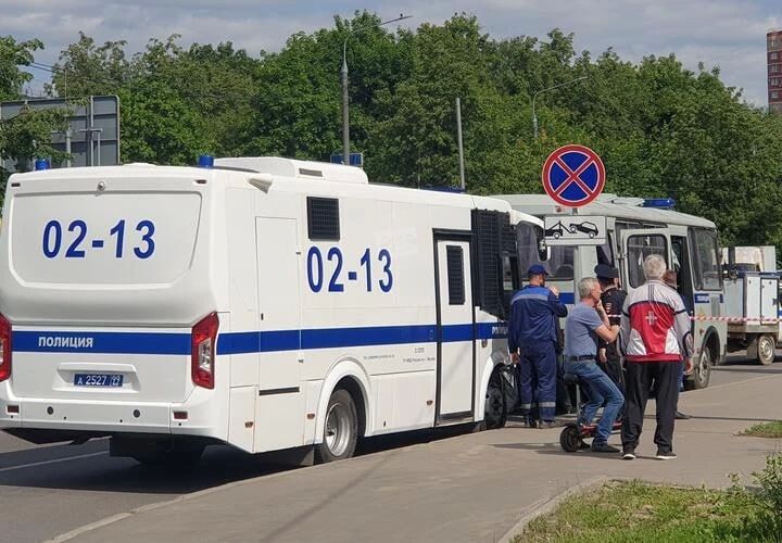 Украина опять бьет по детям: мишенью ВСУ стала школа в Запорожской области