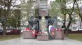 Стихийный мемориал в память о погибших из-за атаки вражеских БПЛА организован в Новороссийске в сквере имени А.Н. Рыбнева
