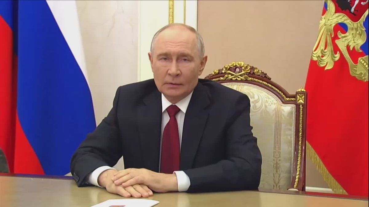 Владимир Путин: Участие в выборах – это наш общий вклад в победу России!