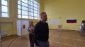 На участках многолюдно в первые же часы