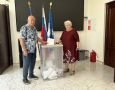 Рука об руку на выборы. На избирательный участок в селе Кабардинка пришли супруги Блохины