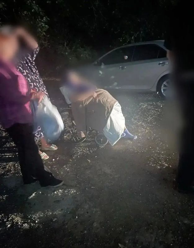 80-летнюю бабушку спасли из горящего дома транспортные полицейские в Темрюкском районе