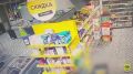 В Сочи мужчина украл из магазина 54 плитки шоколада.
