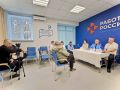 Прокурор Гулькевичского района Владимир Хлынов совместно с представителями фонда «Защитники Отечества», соцзащиты, центра занятости и главой поселения провел прием участников СВО и членов их семей