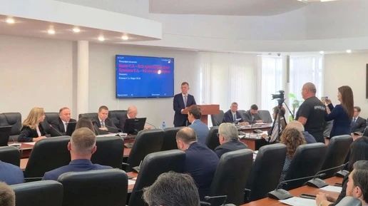Глава Краснодара Евгений Наумов сложил полномочия мэра