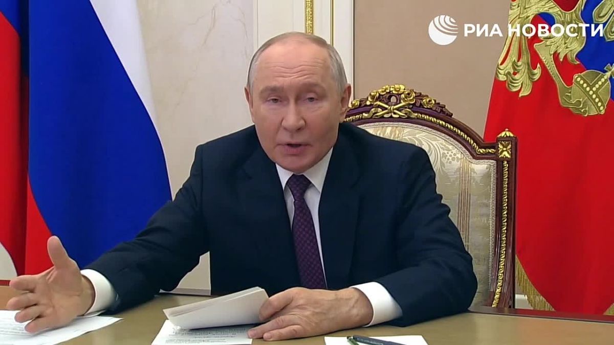 Путин поблагодарил учителей России
