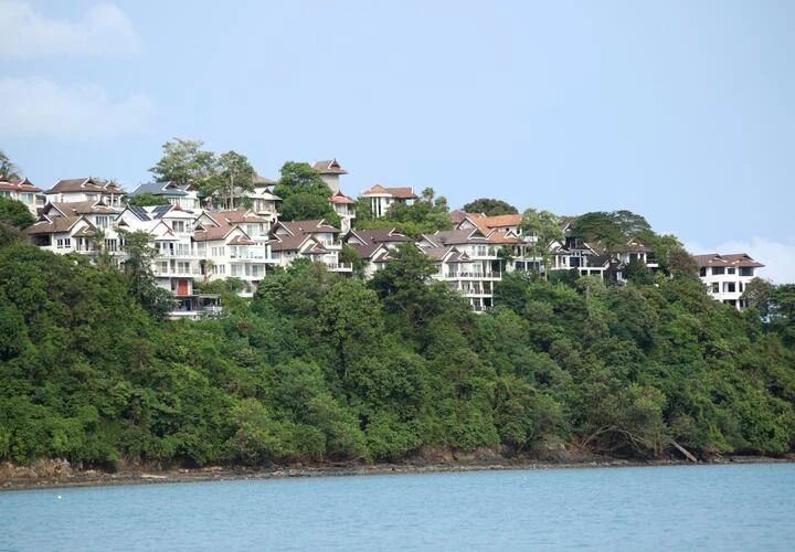 Берег уходит. В Сочи рабочая группа Научного совета провела заседание, посвящённое берегоукреплению и защите оползневых территорий