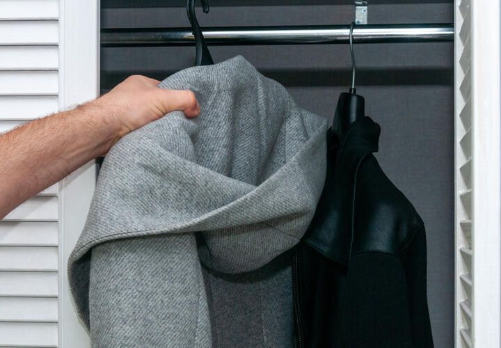 Как жители Краснодарского края одеваются на работу и сколько тратят на наряды