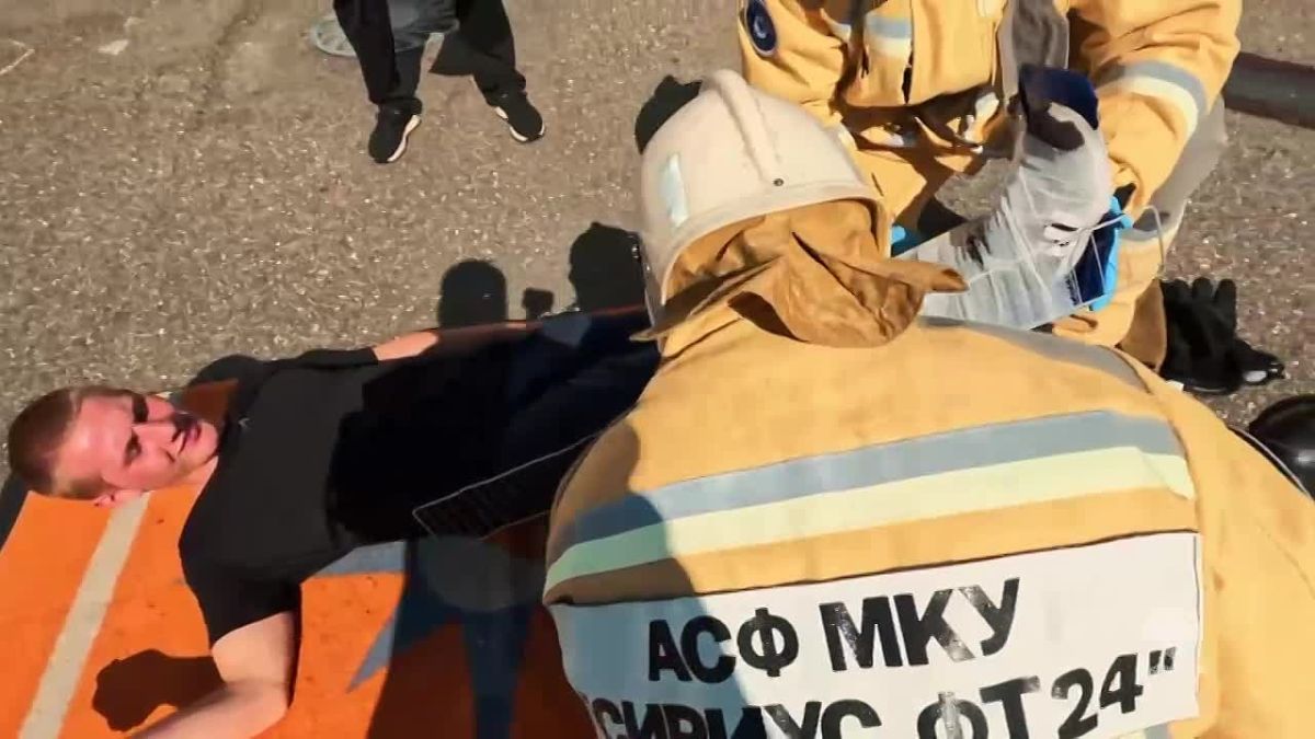 Смотрите в , как сотрудники МЧС России боролись за победу на соревнованиях по боевому развёртыванию в Сириусе — скорость, слаженность и настоящая выучка в каждом движении!