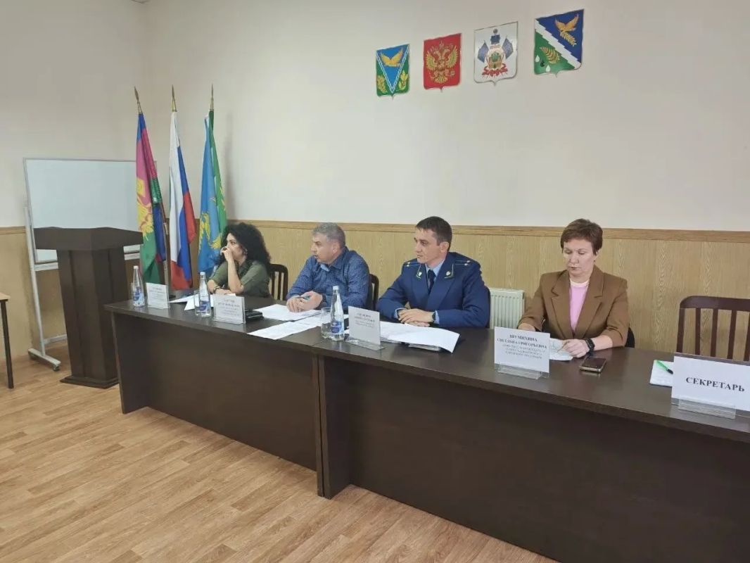 Заместитель прокурора Апшеронского района Сергей Съемщиков участвовал в сессии Совета Хадыженского городского поселения