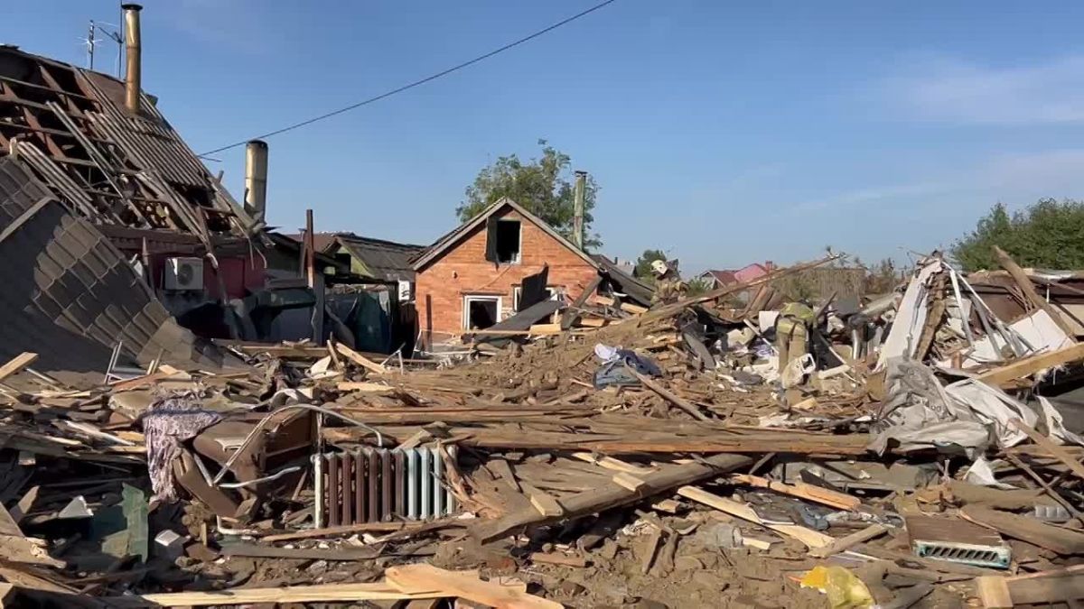 Взрыв газа унес жизнь. Ранним утром 9 октября жители кубанской столицы и Адыгеи проснулись от громкого взрыва