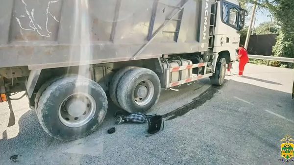 Грузовик насмерть сбил пенсионерку в Сочи
