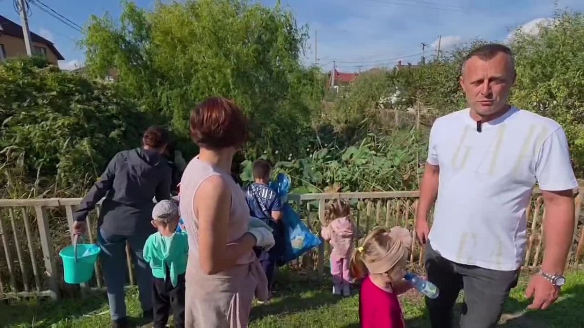 Чистые берега, живые водоёмы и детский смех: как прошёл субботник в Новознаменском