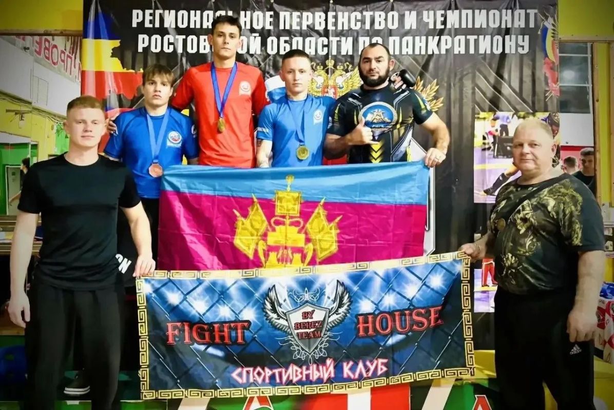 Ейчане достойно представили муниципалитет в открытом первенстве и чемпионате Ростовской области по спортивной борьбе панкратион