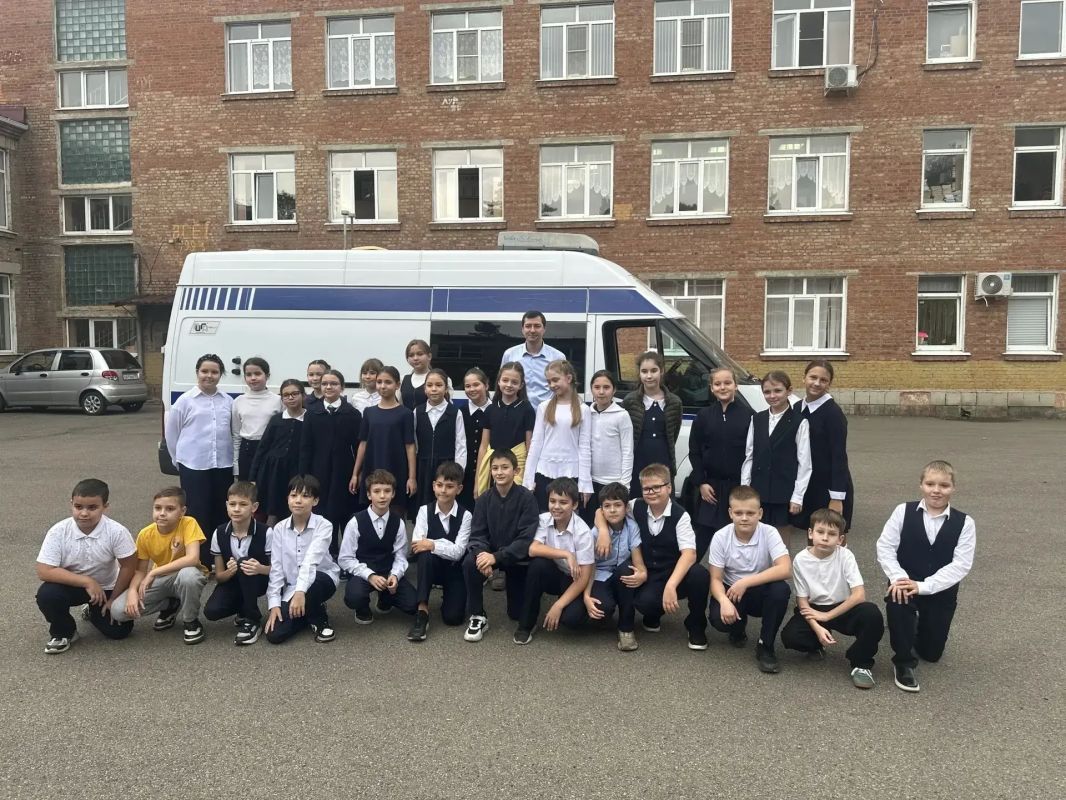 МИР ГЛАЗАМИ ЭКОЛОГА: КАК ШКОЛЬНИКИ ИЗ 44-Й ГИМНАЗИИ СТАЛИ БЛИЖЕ К ПРИРОДЕ
