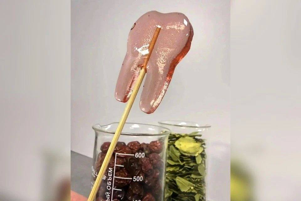 Леденцы и чай от кариеса. Кубанские ученые разработали новые средства для лечения зубов
