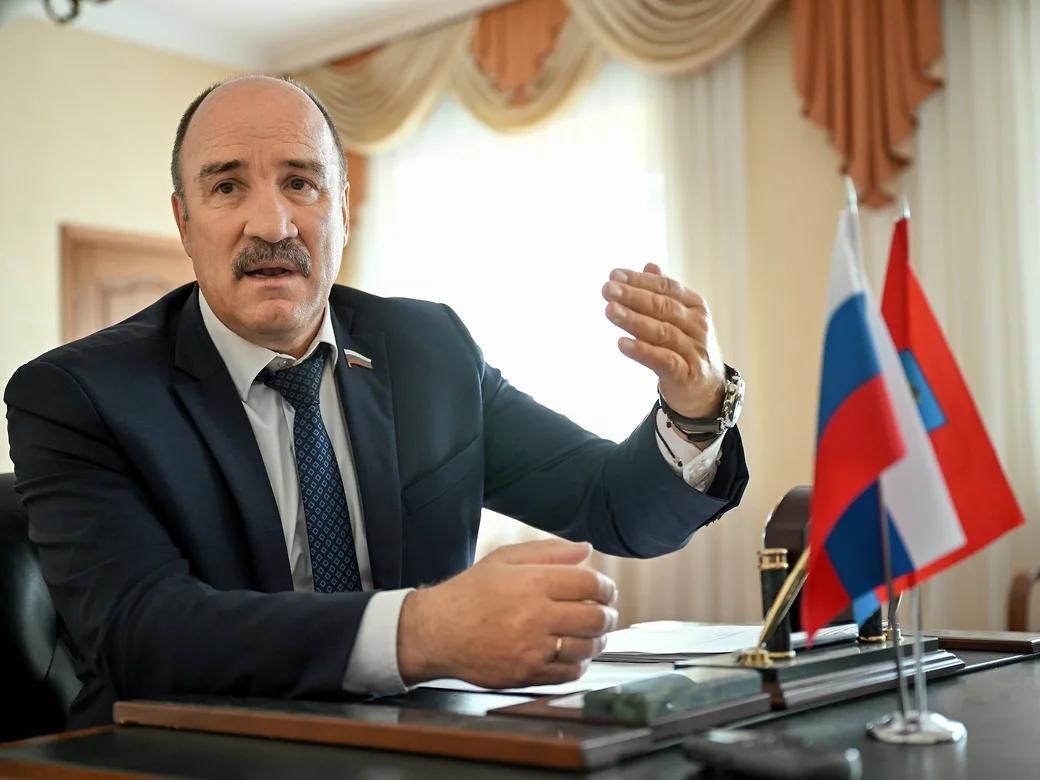 Орловский облсовет установил рекорд России: у председателя Леонида Музалевского теперь 13 заместителей