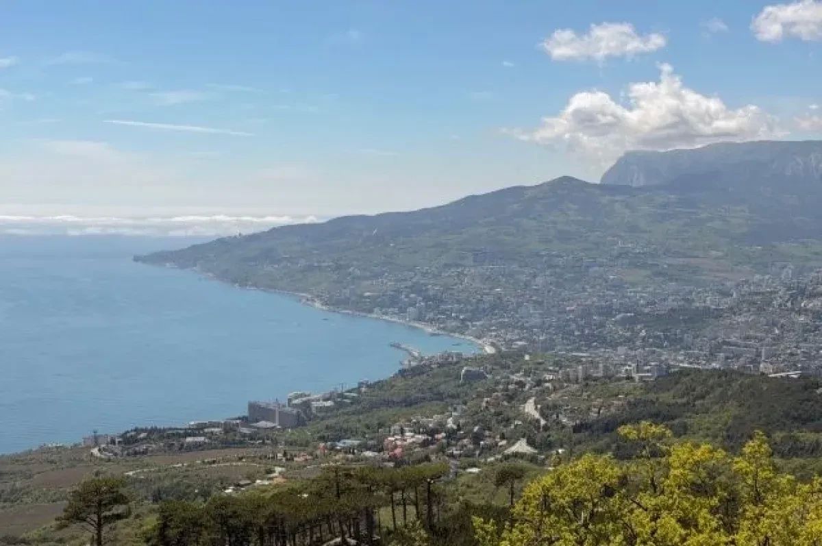 Новости Крыма 23 октября: БПЛА, бензин, паводок, свет и поезда