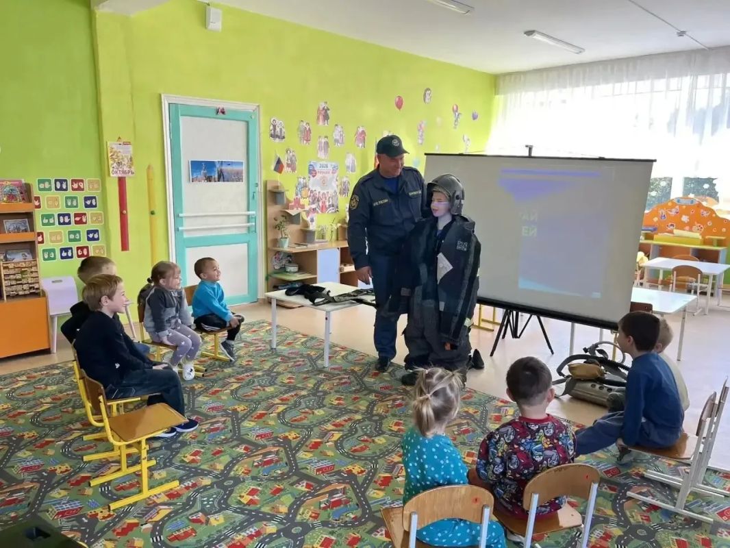 Воспитанникам детского сада в Лабинском районе рассказали о правилах пожарной безопасности