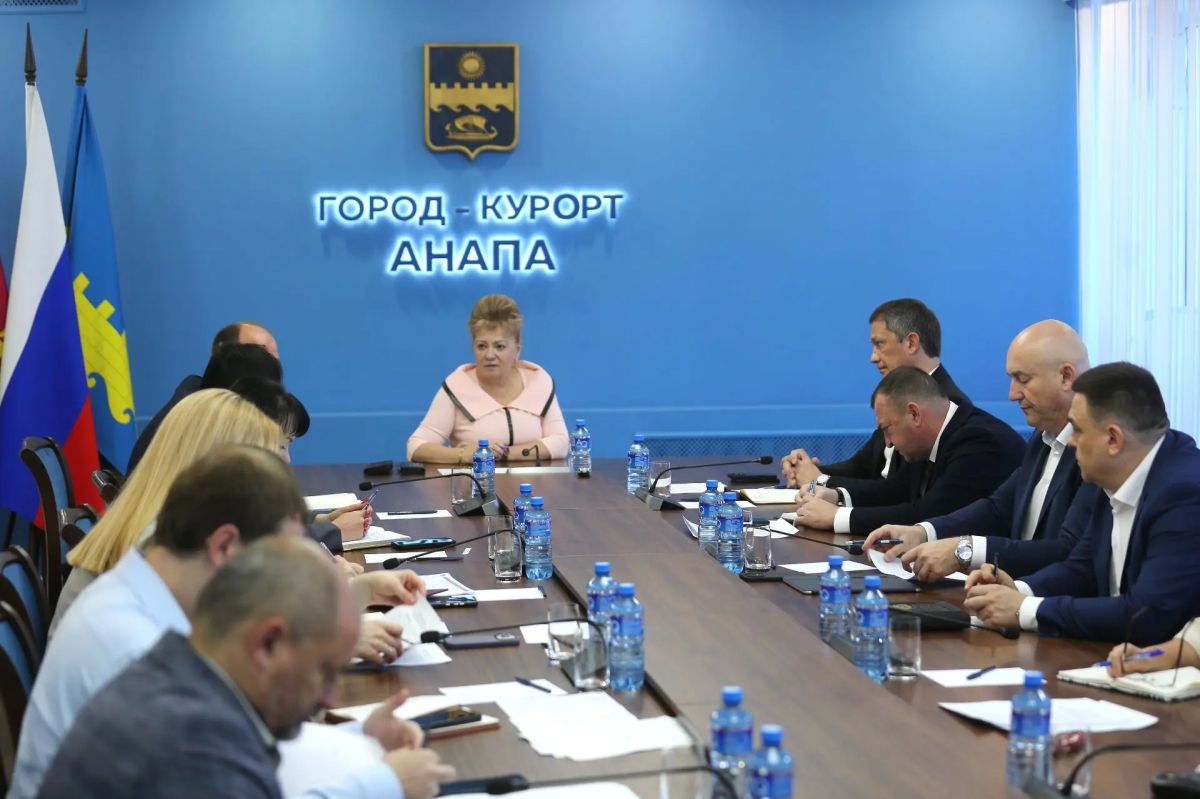 Светлана Маслова провела оперативное совещание