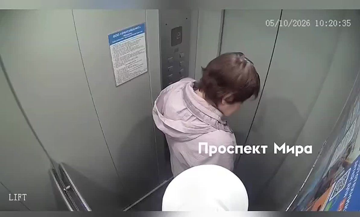 Две бабушки устроили драку в одном из лифтов Красноярска