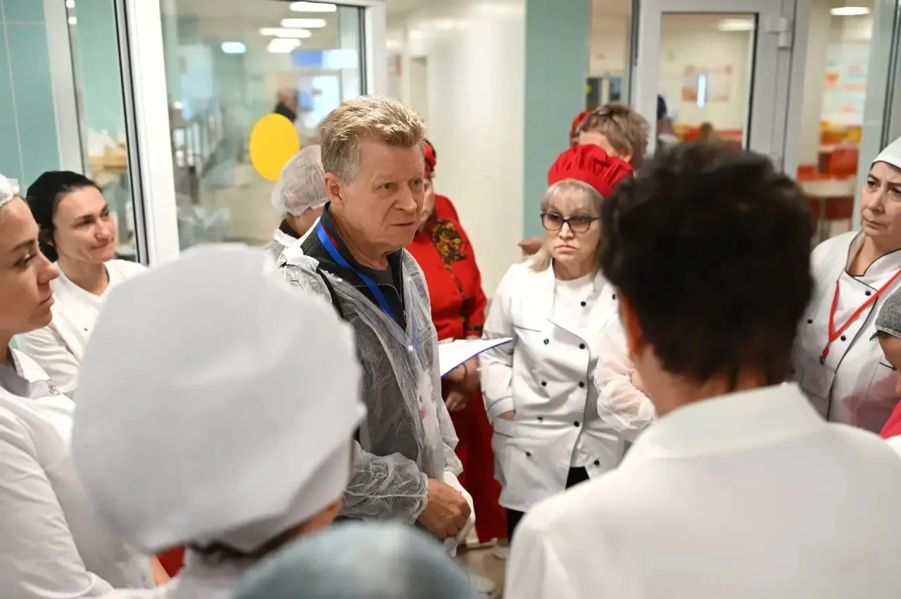 Блиц-турнир, практикумы и конференция: в Краснодаре продолжаются испытания Всероссийского конкурса «Лучшая школьная столовая — 2026»